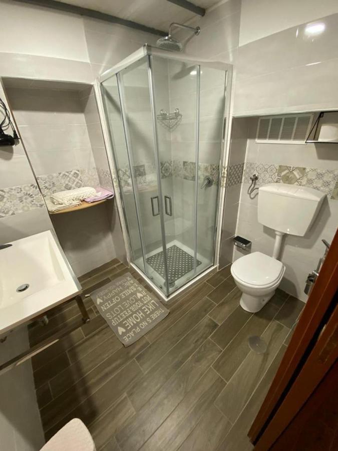 Al Vicolo Stretto Bed & Breakfast Santa Maria a Vico Exterior photo